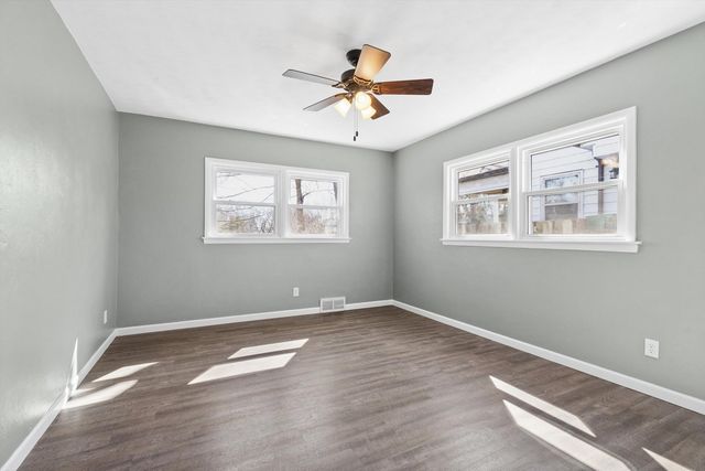 2217 W 13TH Street, Davenport, IA 52804