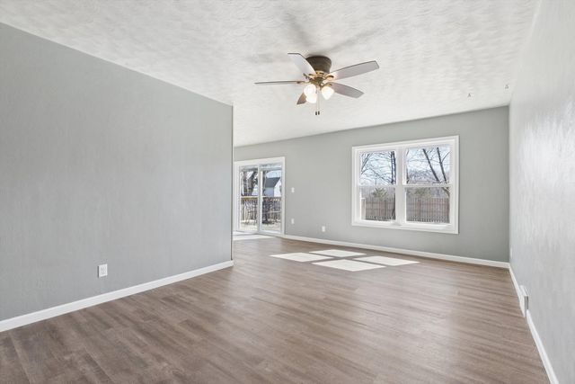 2217 W 13TH Street, Davenport, IA 52804