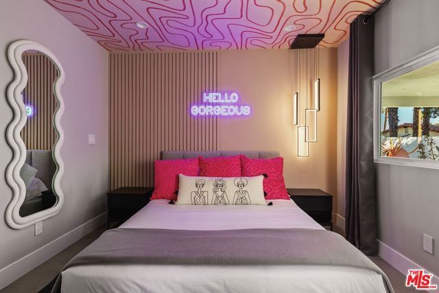 1170 E El Conquistador, Palm Springs, CA 92262