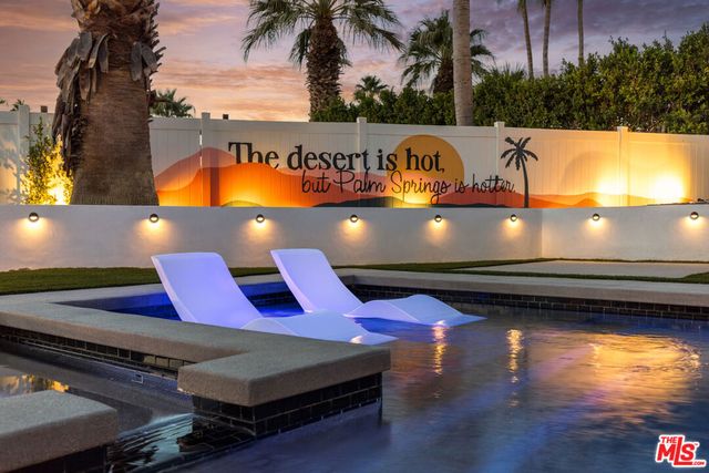 1170 E El Conquistador, Palm Springs, CA 92262