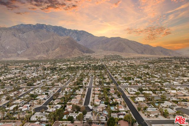 1170 E El Conquistador, Palm Springs, CA 92262