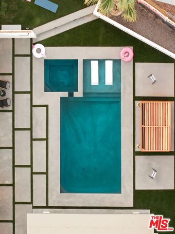 1170 E El Conquistador, Palm Springs, CA 92262