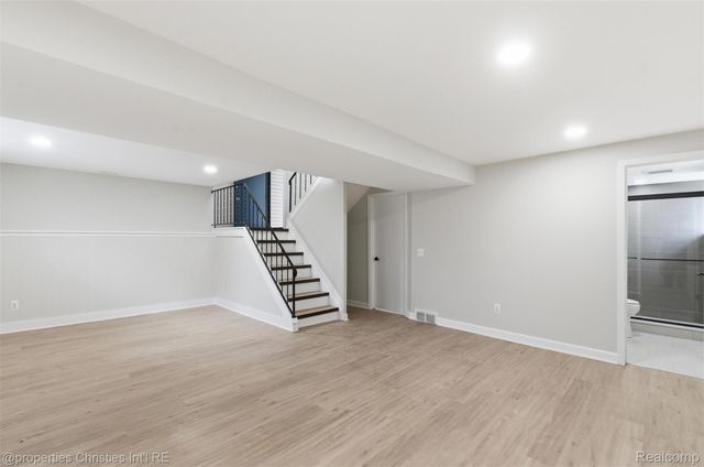 2629 Coral Drive, Troy, MI 48085