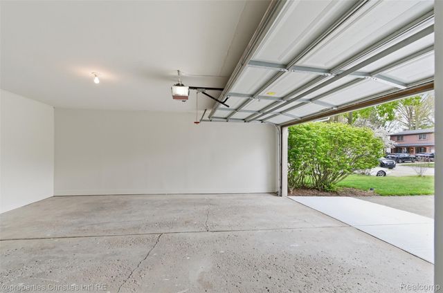 2629 Coral Drive, Troy, MI 48085