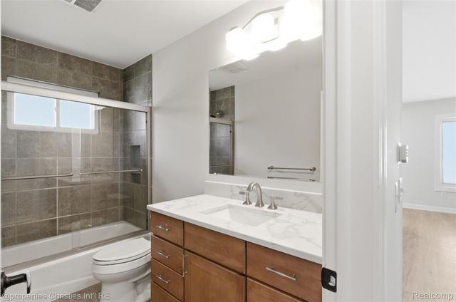 2629 Coral Drive, Troy, MI 48085