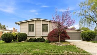 2629 Coral Drive, Troy, MI 48085