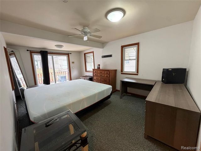 3294 Huggins Avenue, Flint, MI 48506