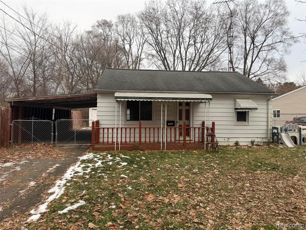 3294 Huggins Avenue, Flint, MI 48506