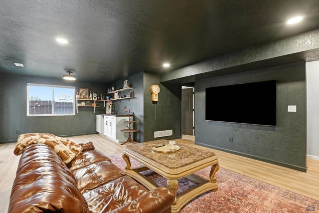 4625 WISTERIA CT, Rapid City, SD 57701