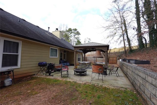 824 Whitehaven Lane, Lawrenceville, GA 30043