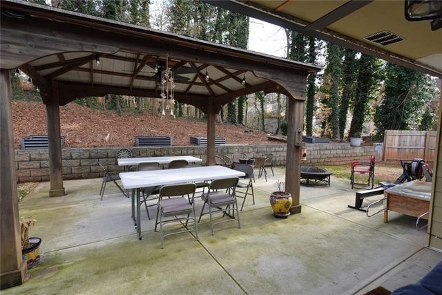 824 Whitehaven Lane, Lawrenceville, GA 30043