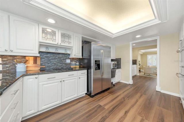 9821 BAY ISLAND DRIVE, Tampa, FL 33615