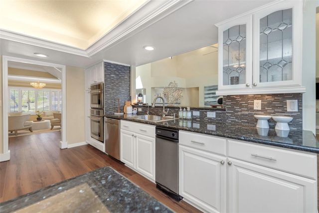 9821 BAY ISLAND DRIVE, Tampa, FL 33615