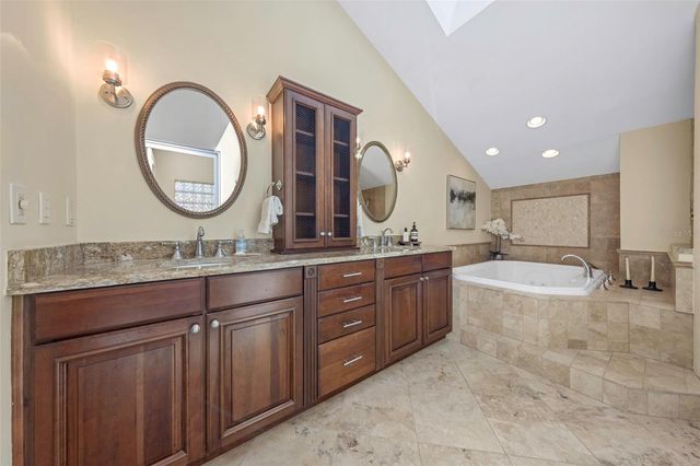 9821 BAY ISLAND DRIVE, Tampa, FL 33615