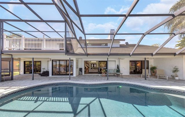 9821 BAY ISLAND DRIVE, Tampa, FL 33615
