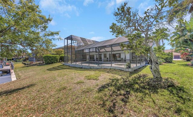 9821 BAY ISLAND DRIVE, Tampa, FL 33615