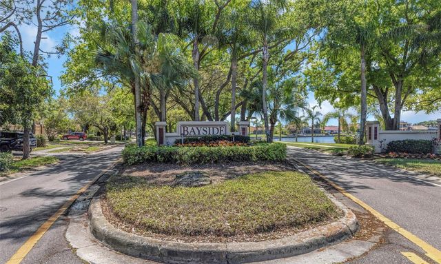 9821 BAY ISLAND DRIVE, Tampa, FL 33615