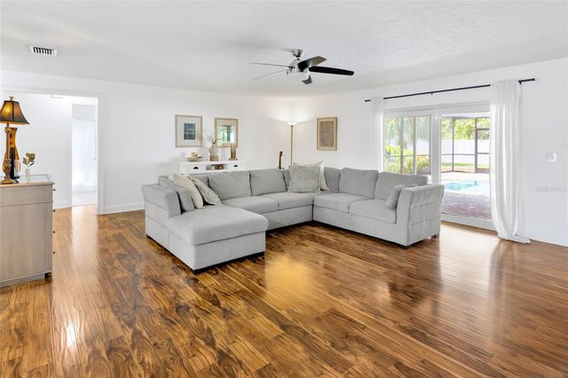 10811 PROVIDENCE OAKS DRIVE, Riverview, FL 33578