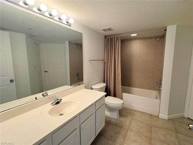 4127 Residence DR, Fort Myers, FL 33901