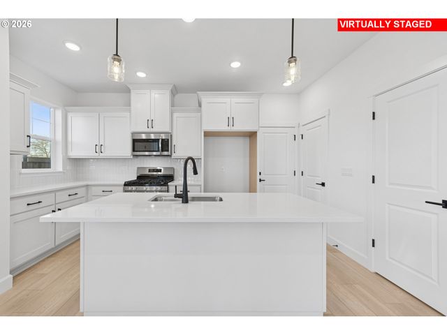 3264 Se Pillar Ln, Hillsboro, OR 97123