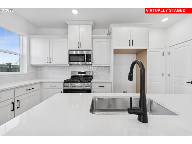 3264 Se Pillar Ln, Hillsboro, OR 97123