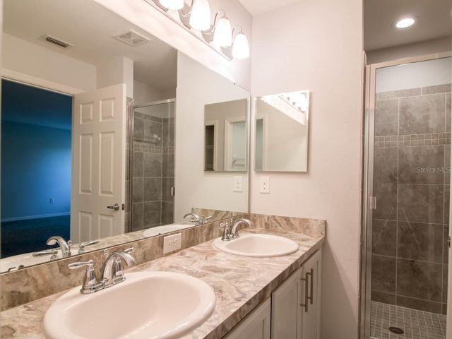 1097 GRANTHAM DRIVE, Sarasota, FL 34234