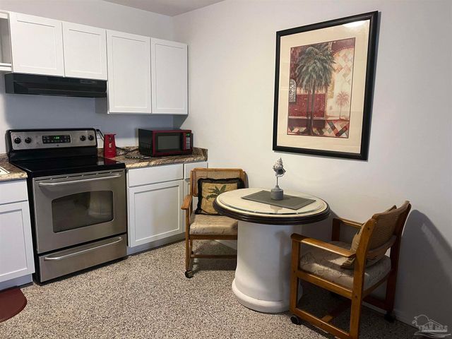 1307 Redwood Ln G, Gulf Breeze, FL 32563