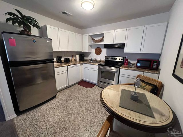 1307 Redwood Ln G, Gulf Breeze, FL 32563