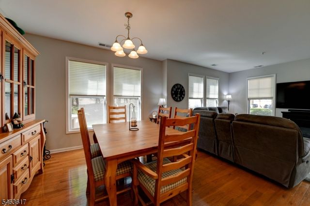 415 River Pl, Butler Boro, NJ 07405