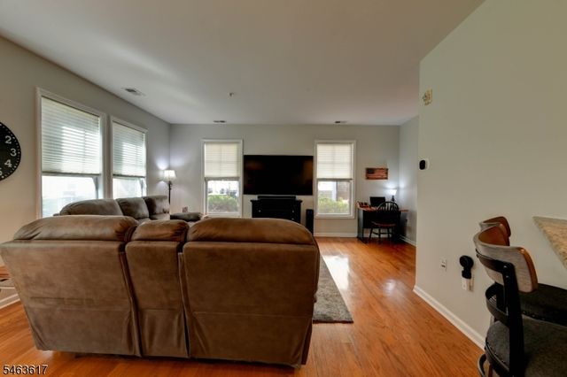 415 River Pl, Butler Boro, NJ 07405
