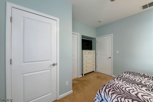 415 River Pl, Butler Boro, NJ 07405