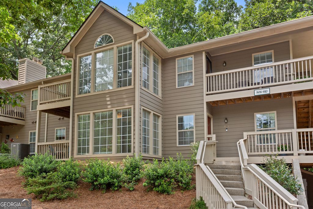 808 Country Park Drive SE, Smyrna, GA 30080