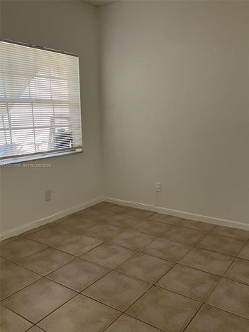800 Cypress Park Way F1, Deerfield Beach, FL 33064