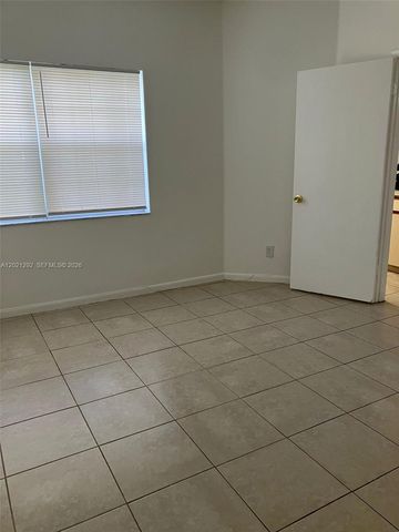 800 Cypress Park Way F1, Deerfield Beach, FL 33064