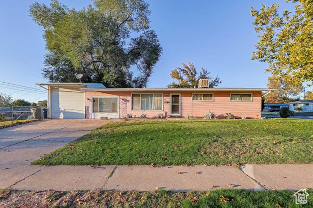 312 W 1425 N, Sunset, UT 84015