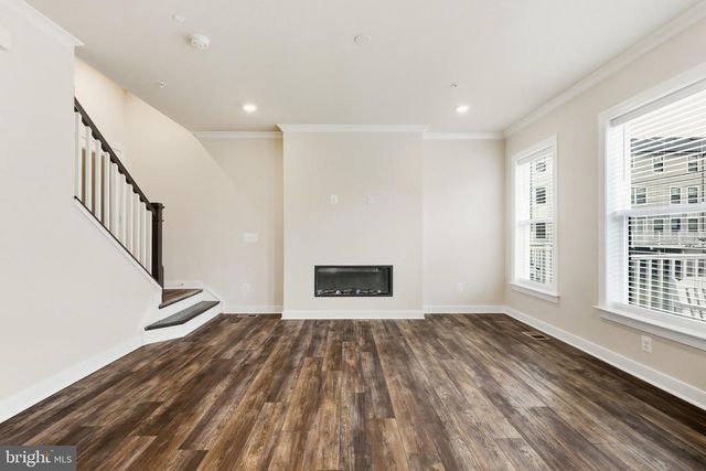 5683 STEPHANIE TESSA WAY WAY, Alexandria, VA 22303