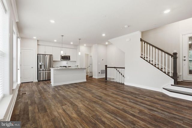 5683 STEPHANIE TESSA WAY WAY, Alexandria, VA 22303