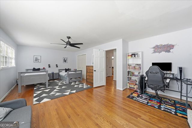 5616 Mill Trace Drive, Dunwoody, GA 30338