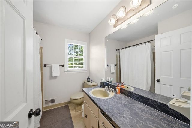 5616 Mill Trace Drive, Dunwoody, GA 30338