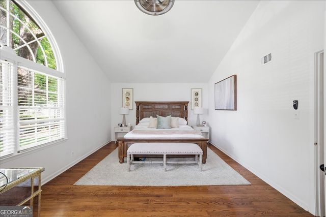 5616 Mill Trace Drive, Dunwoody, GA 30338