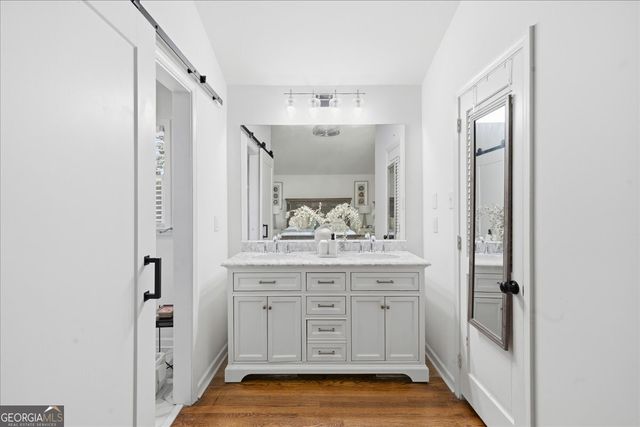 5616 Mill Trace Drive, Dunwoody, GA 30338