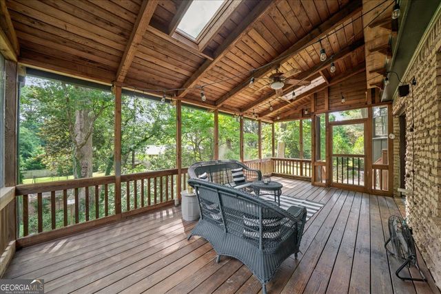 5616 Mill Trace Drive, Dunwoody, GA 30338