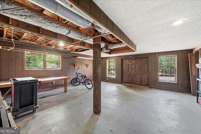 5616 Mill Trace Drive, Dunwoody, GA 30338