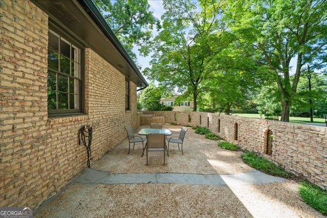5616 Mill Trace Drive, Dunwoody, GA 30338