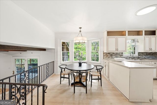 5616 Mill Trace Drive, Dunwoody, GA 30338