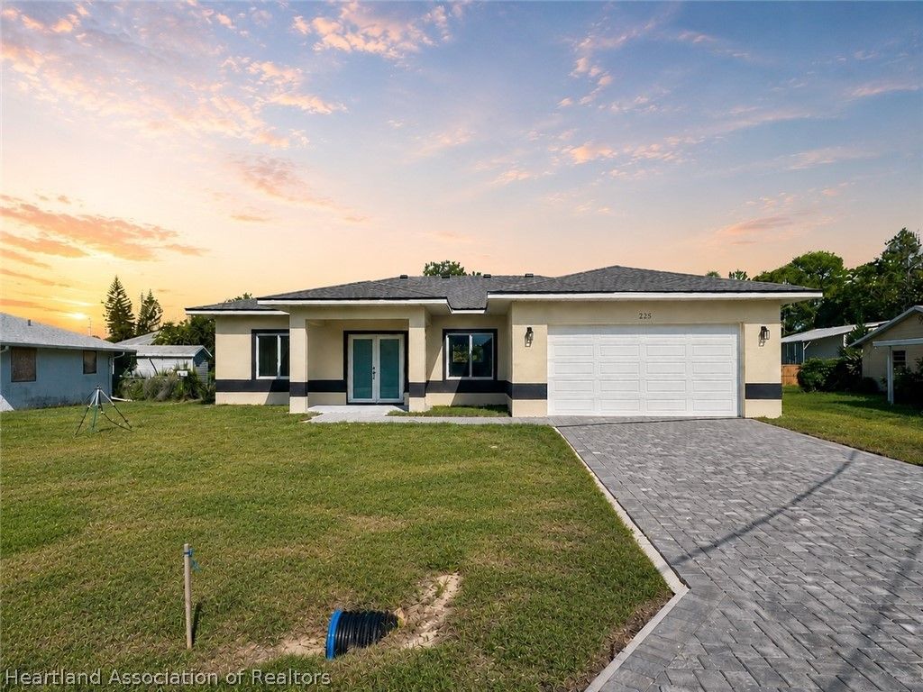 225 Triumph Drive, Sebring, FL 33872