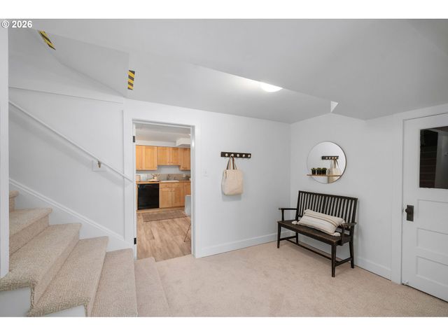 2668 Nw CORNELL Rd, Portland, OR 97210