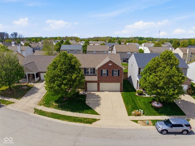 12446 Schoolhouse Road, Fishers, IN 46037