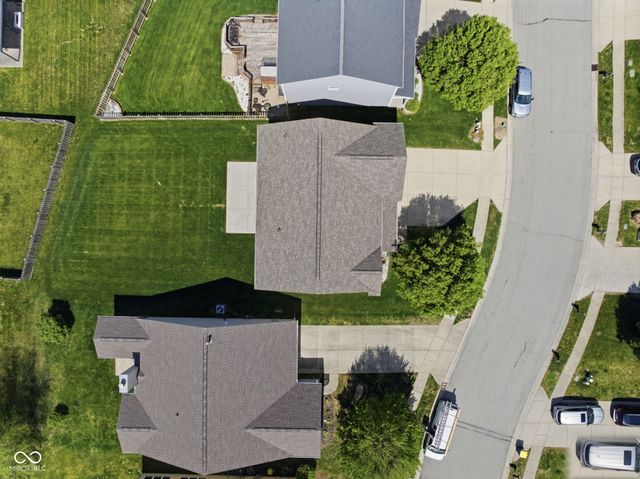 12446 Schoolhouse Road, Fishers, IN 46037