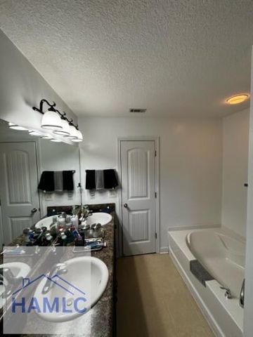 221 Guyett Avenue, Hinesville, GA 31313